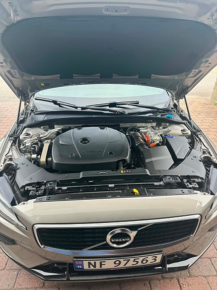 Volvo V60 8 of 14