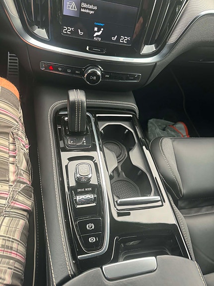 Volvo V60 12 of 14