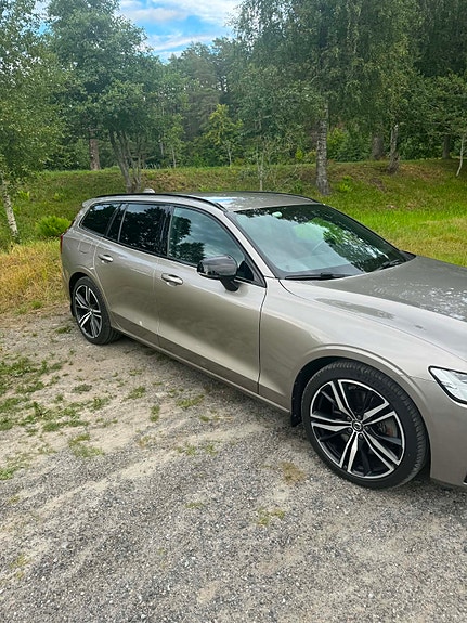 Volvo V60 3 of 14