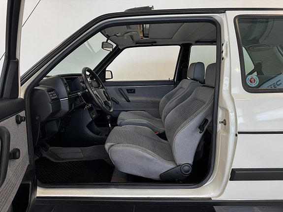 Volkswagen Golf II 11 of 19