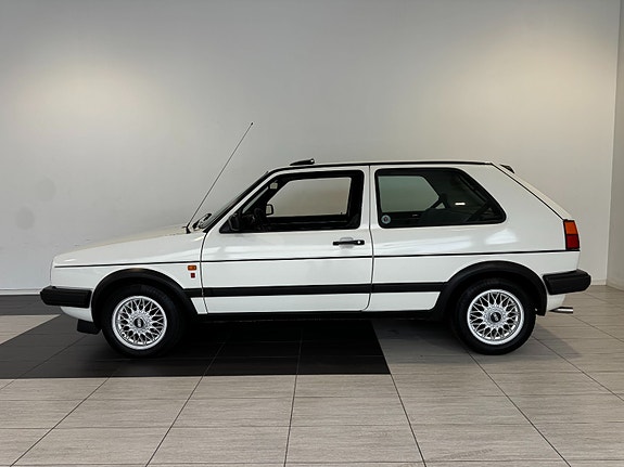 Volkswagen Golf II 5 of 19