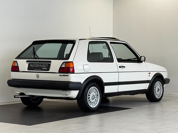 Volkswagen Golf II 6 of 19