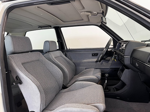 Volkswagen Golf II 16 of 19
