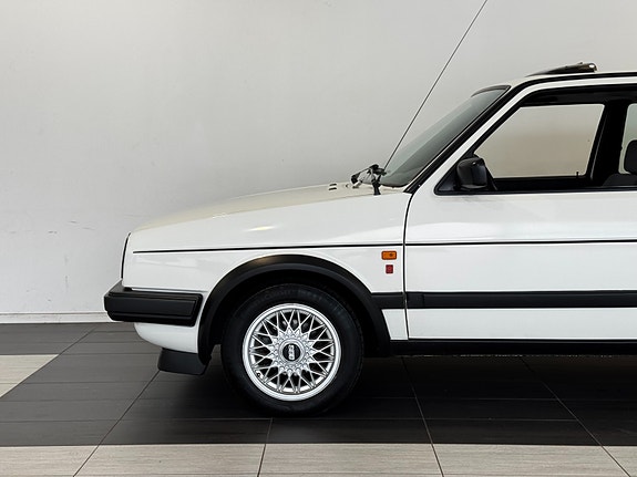 Volkswagen Golf II 4 of 19