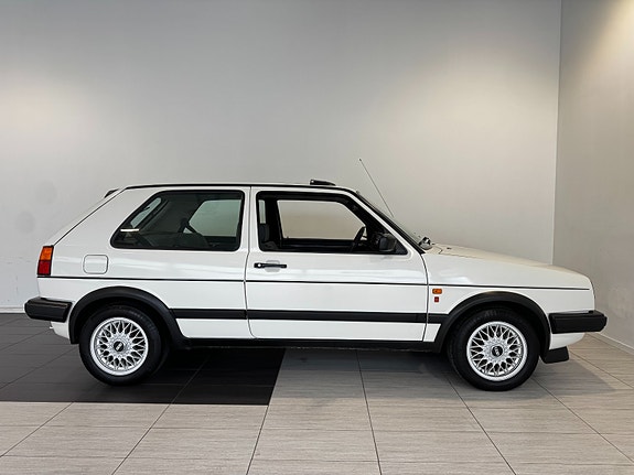 Volkswagen Golf II 10 of 19