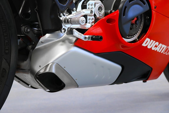 Ducati Panigale V4 R 221hk | Carbon/Öhlins/Brembo/Eksos/+ 16 of 29
