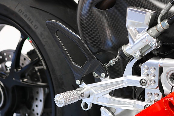 Ducati Panigale V4 R 221hk | Carbon/Öhlins/Brembo/Eksos/+ 22 of 29
