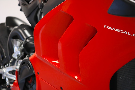 Ducati Panigale V4 R 221hk | Carbon/Öhlins/Brembo/Eksos/+ 18 of 29