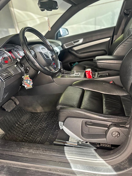Audi A6 8 of 17