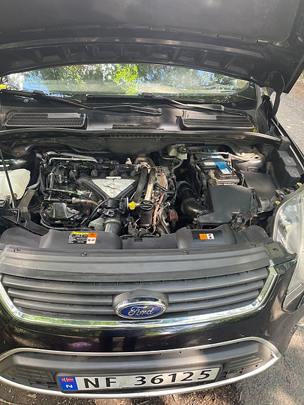Ford Kuga 8 of 10