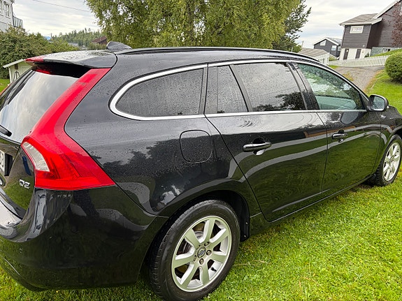 Volvo V60 3 of 13