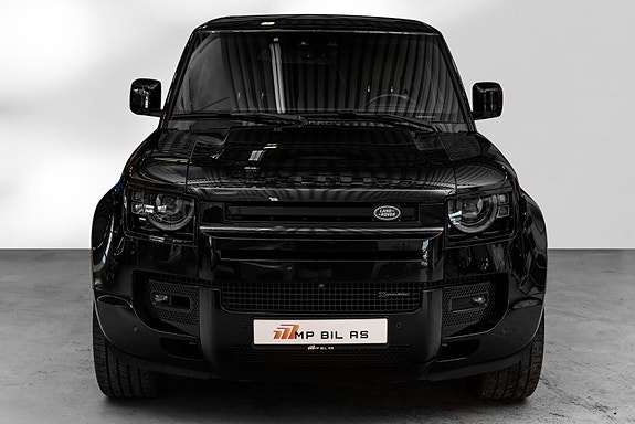 Land Rover Defender 110 6 of 30