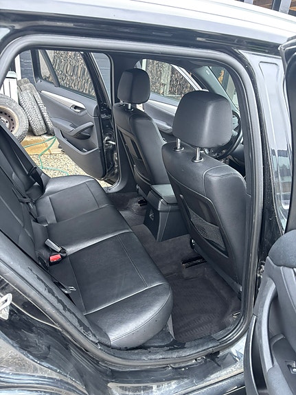 BMW X1 18 of 30
