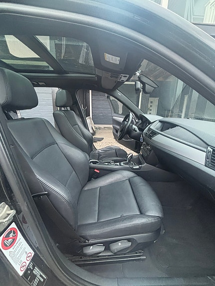 BMW X1 24 of 30