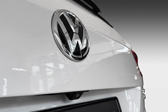 Volkswagen Tiguan 11 of 30