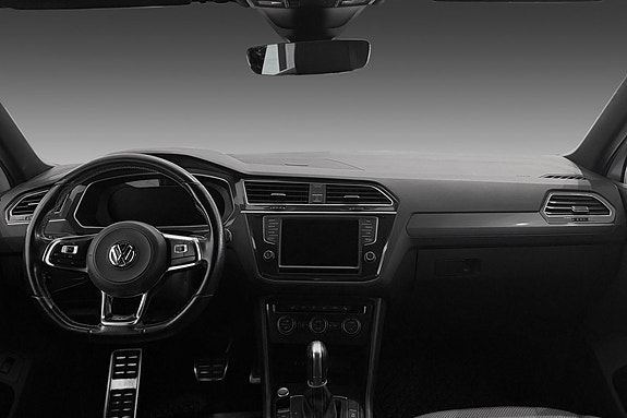 Volkswagen Tiguan 15 of 30