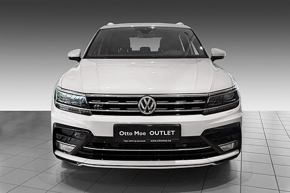 Volkswagen Tiguan 5 of 30