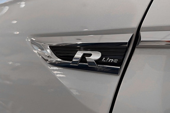 Volkswagen Tiguan 10 of 30