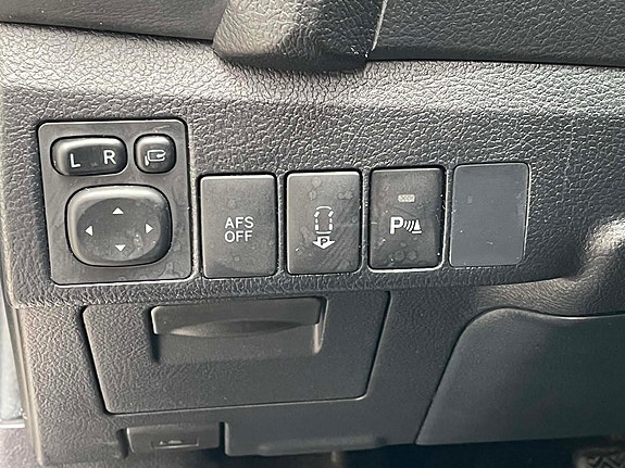Toyota Auris 26 of 30