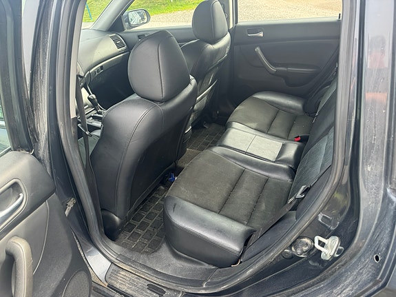 Honda Accord 6 of 6