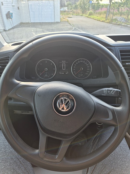 Volkswagen Transporter 8 of 30