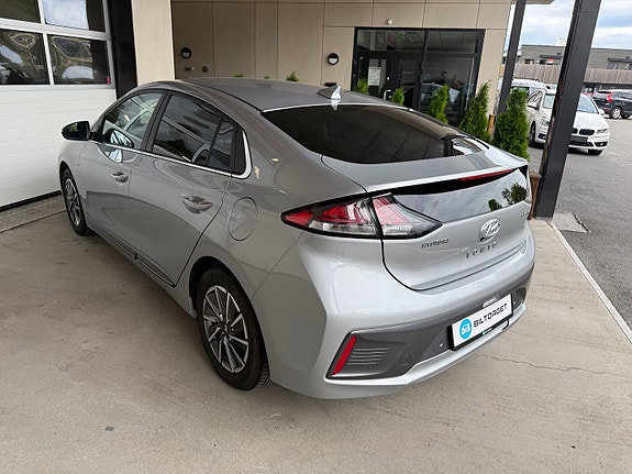 Hyundai IONIQ 9 of 26