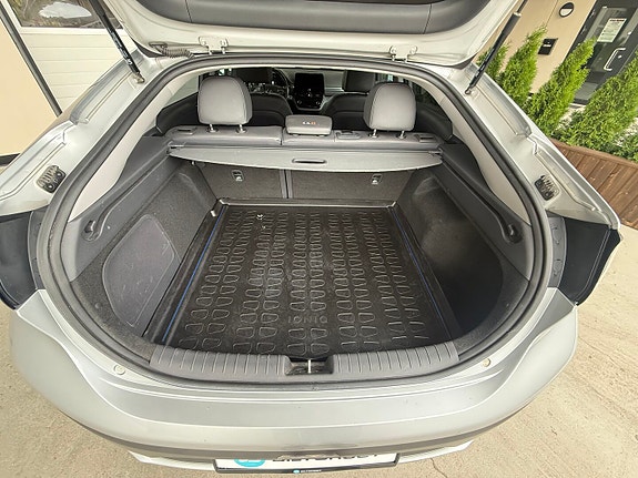 Hyundai IONIQ 17 of 26