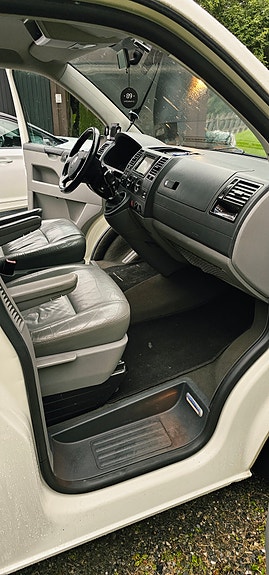 Volkswagen Transporter 10 of 17