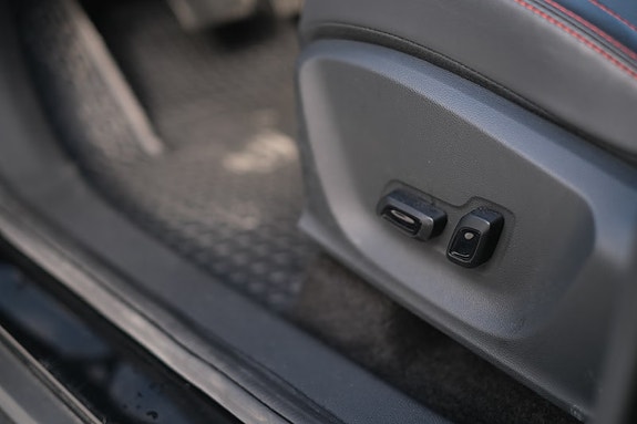 MG ZS EV 15 of 28
