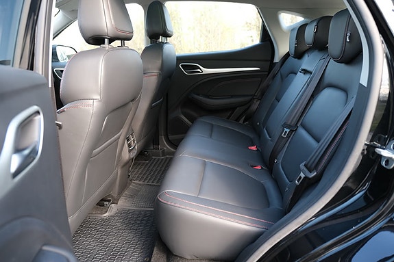 MG ZS EV 25 of 28