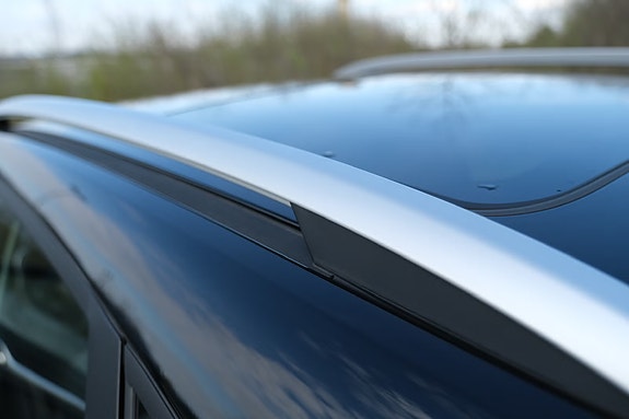 MG ZS EV 9 of 28