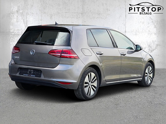 Volkswagen e-Golf VII 4 of 22