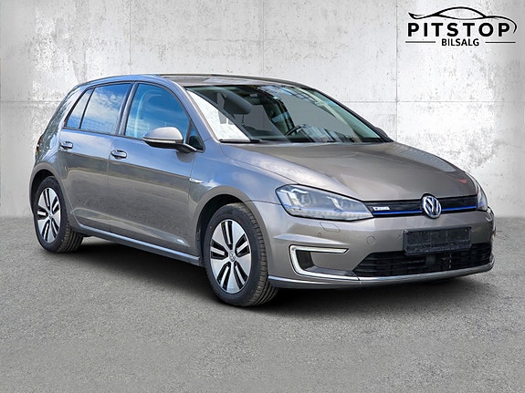 Volkswagen e-Golf VII 2 of 22