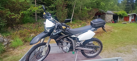Kawasaki KLX 250 2 of 6