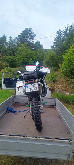 Kawasaki KLX 250 4 of 6