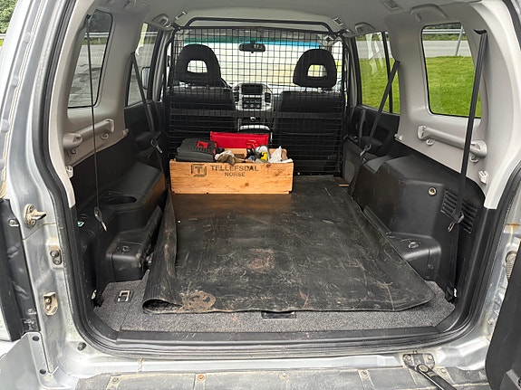 Mitsubishi Pajero 15 of 30