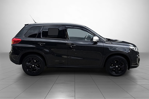 Suzuki Vitara 4 of 27