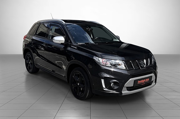 Suzuki Vitara 3 of 27