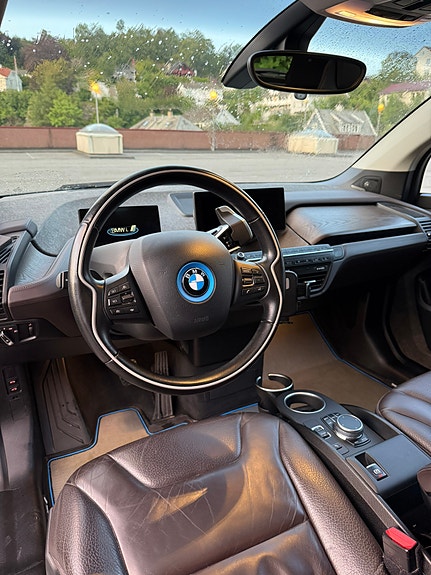 BMW i3 9 of 22