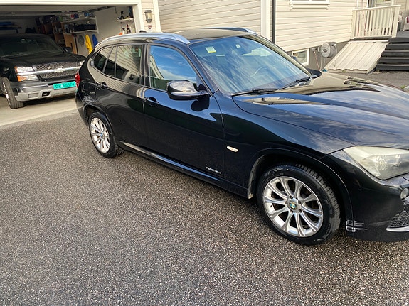 BMW X1 3 of 22