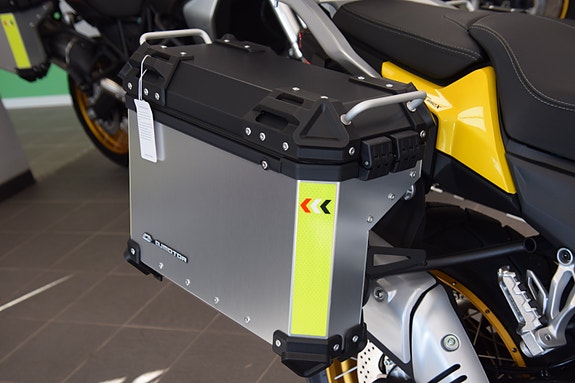 QJ Motor SVT650X - Veskesett / Varme i holker og sal 7 of 13