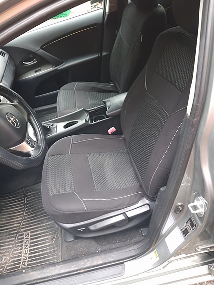 Toyota Avensis 7 of 11