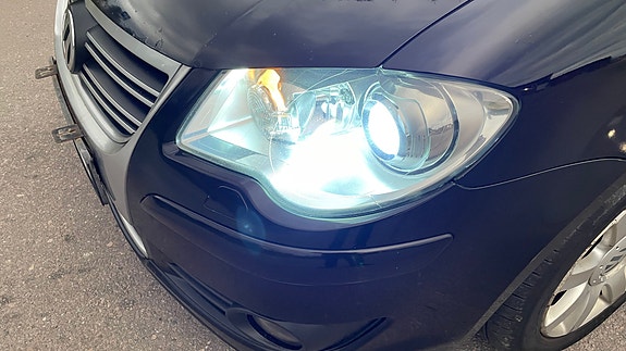 Volkswagen Touran 9 of 30