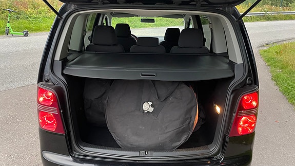 Volkswagen Touran 16 of 30