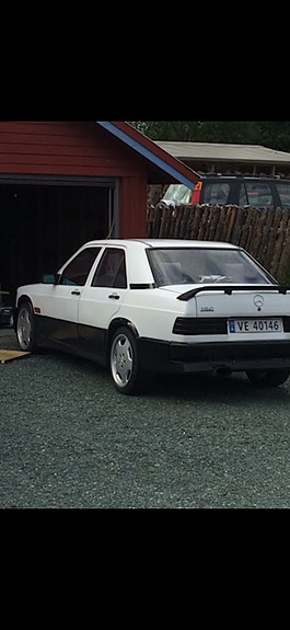 Mercedes-Benz 190 E 8 of 8