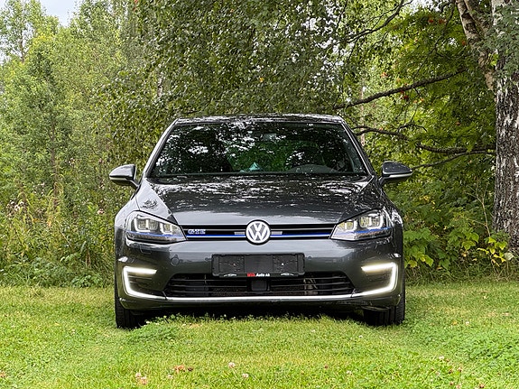 Volkswagen Golf VII 4 of 22