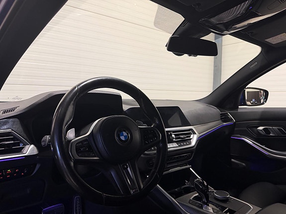 BMW 330e 26 of 30