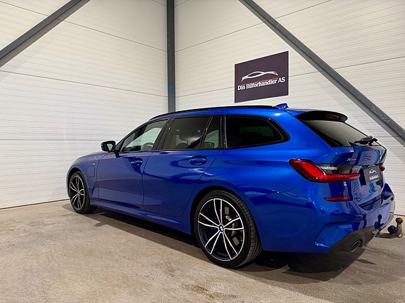 BMW 330e 13 of 30