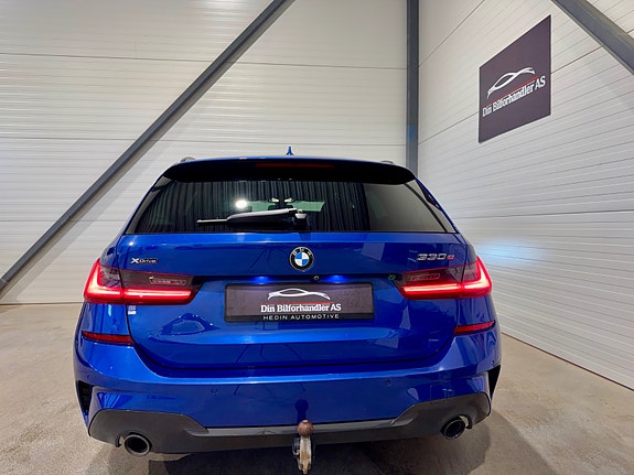 BMW 330e 11 of 30