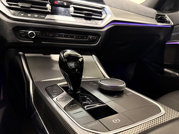 BMW 330e 24 of 30